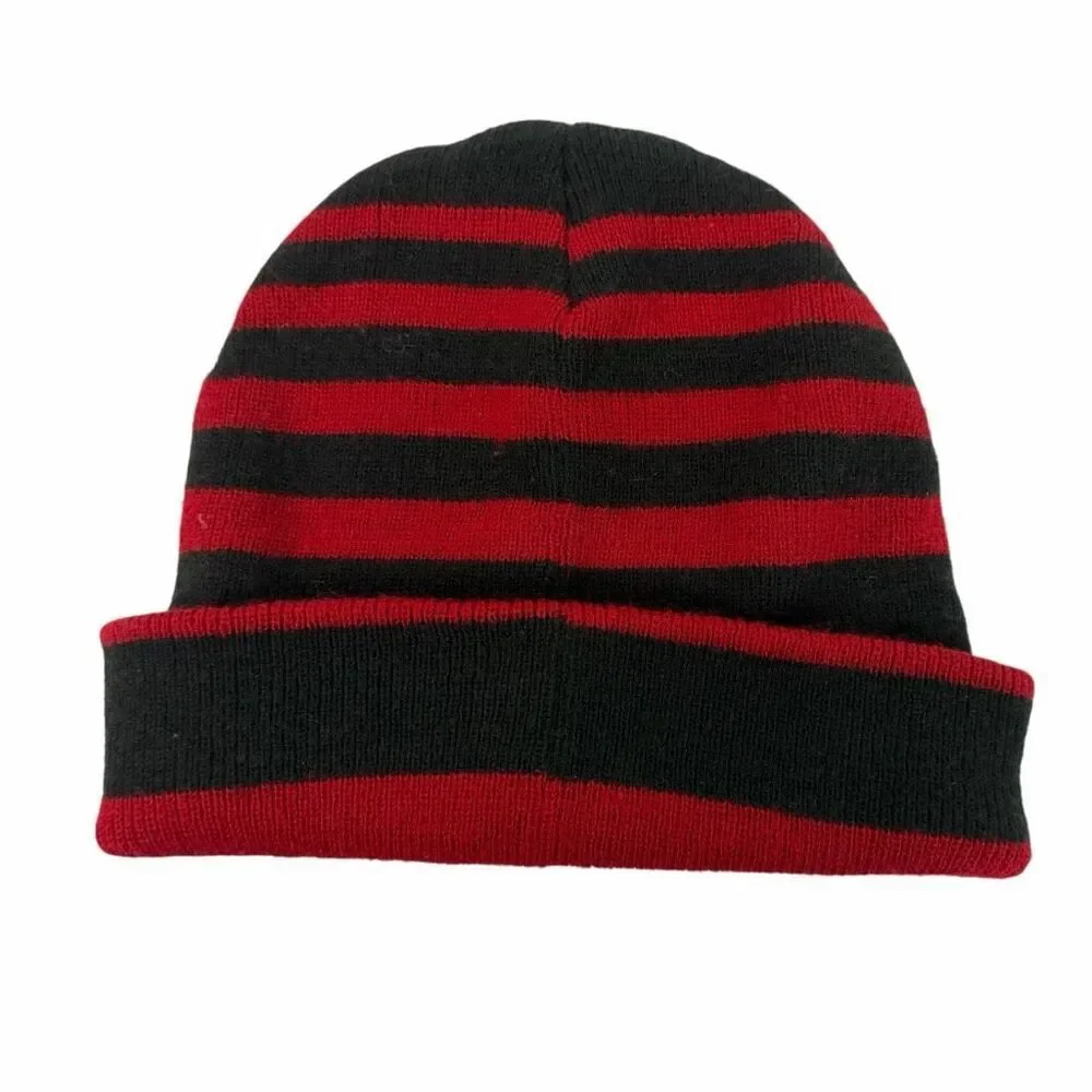 Nike Kids Boys Black Red Striped Cap Ribbed Cuffed Winter Beanie O/S